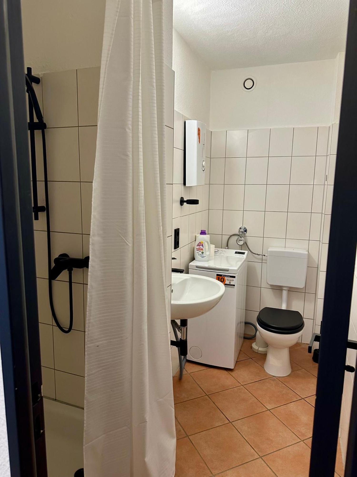 Hevals Budget & Beyond * Berlijn